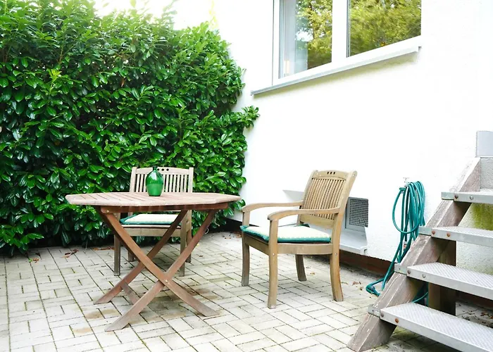 Appartement Schoenes Mit Garten- Loggia- Parkplatz- Waschmaschine *