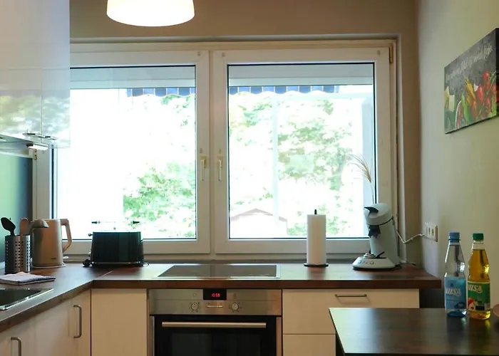 Schoenes Mit Garten- Loggia- Parkplatz- Waschmaschine * Wolfsburg