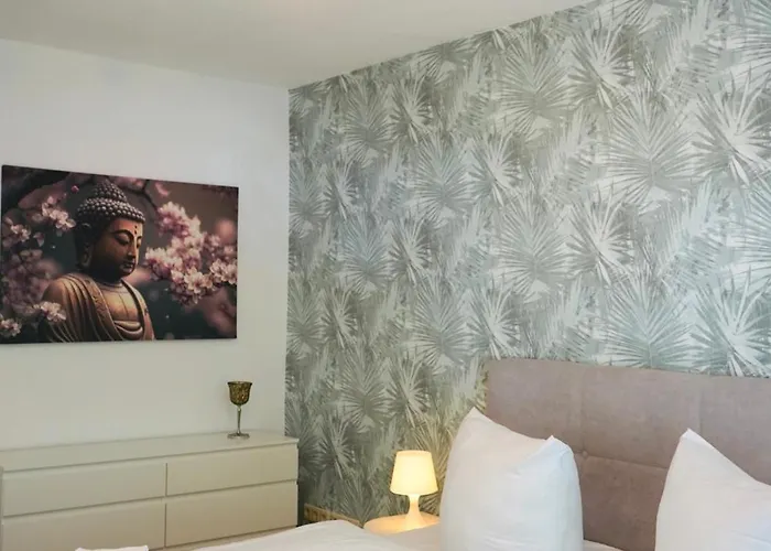 Appartement Schoenes Mit Garten- Loggia- Parkplatz- Waschmaschine *